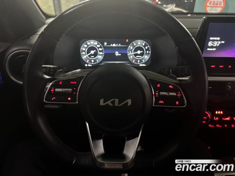 Kia K3 1.6 Turbo GT 5Door