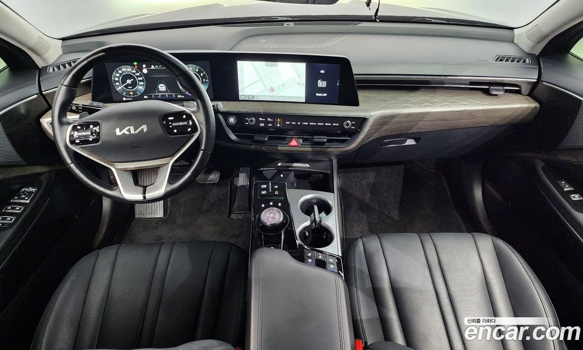 Kia K8 2.5 Gasoline 2WD