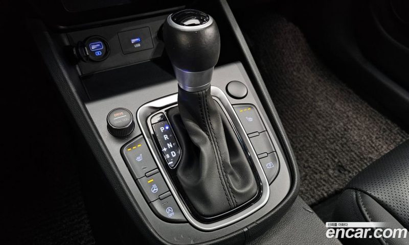 Hyundai Kona Gasoline 1.6 Turbo 2WD