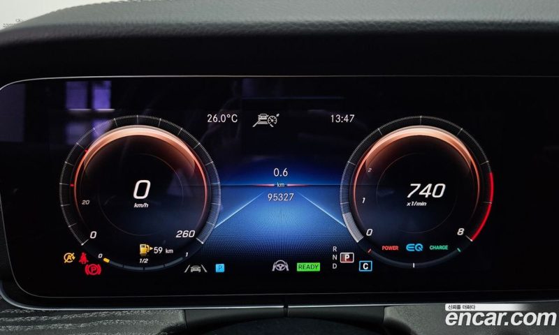 Mercedes Benz E-Class E350 4MATIC AMG Line