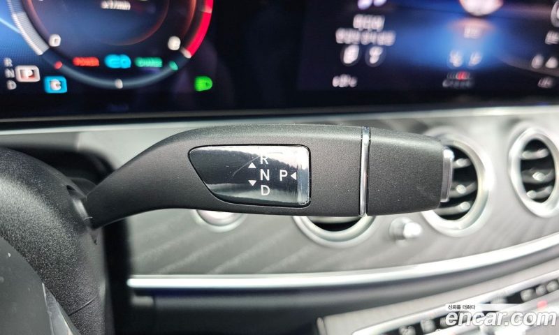 Mercedes Benz E-Class E350 4MATIC AMG Line