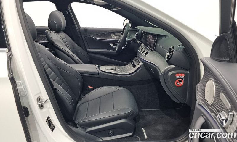 Mercedes Benz E-Class E350 4MATIC AMG Line