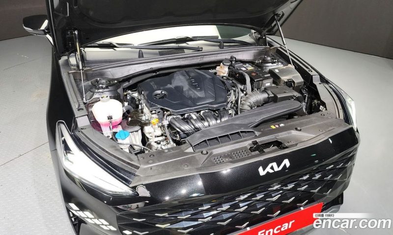 Kia K8 2.5 Gasoline 2WD
