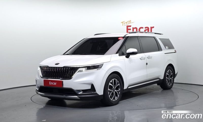 Kia Carnival 9-Seater Noblesse