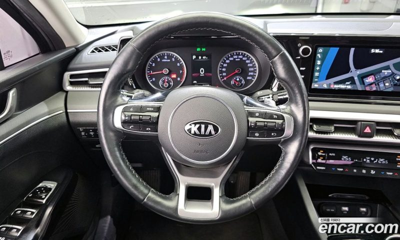 Kia K5 2.0