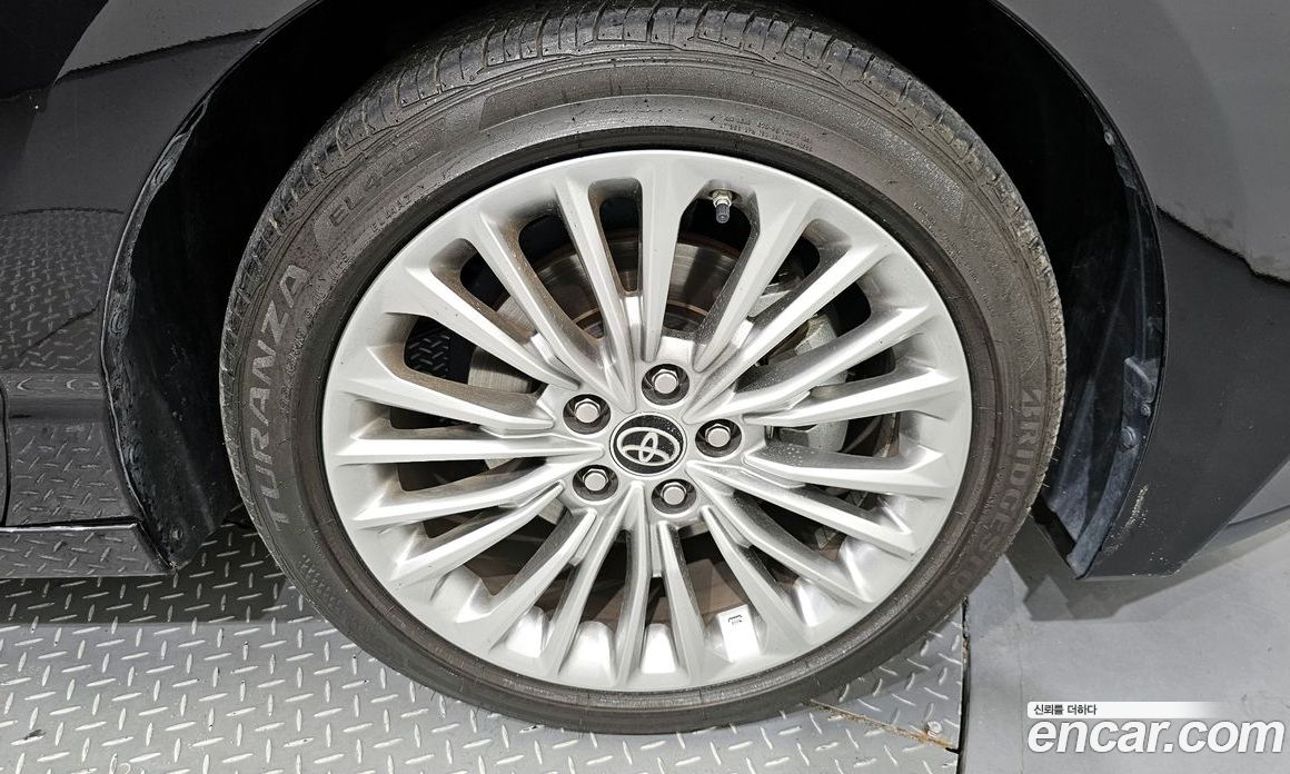 Toyota Avalon 2.5 Hybrid
