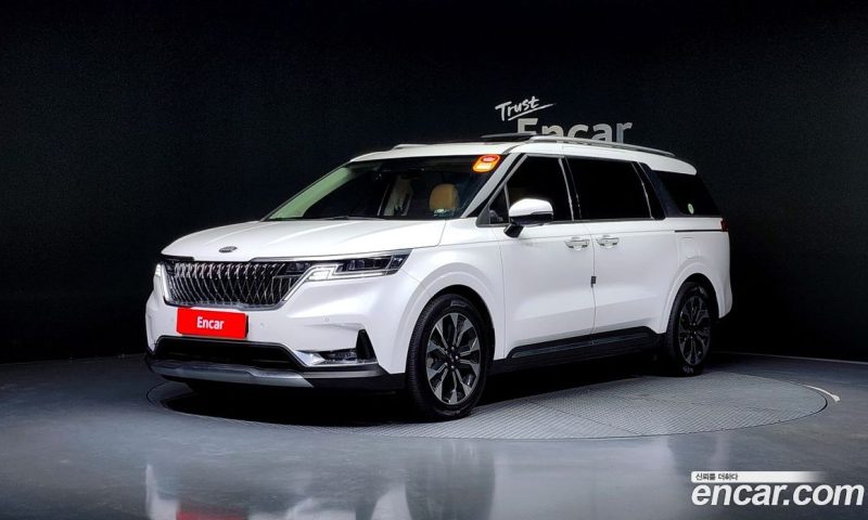 Kia Carnival 7-Seater Signature