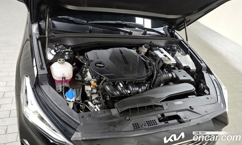 Kia K8 2.5 Gasoline 2WD