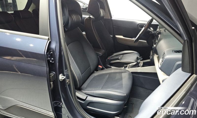 Hyundai Venue 1.6 Flux