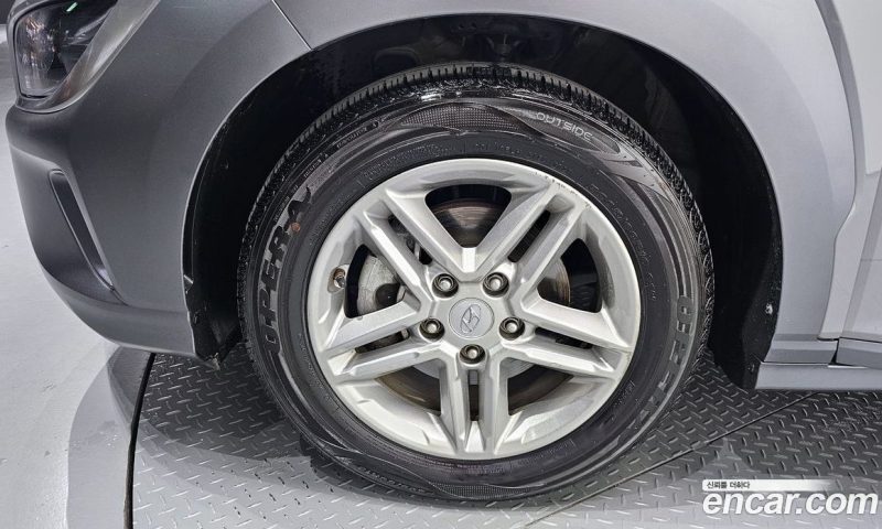 Hyundai Kona Gasoline 2.0 2WD