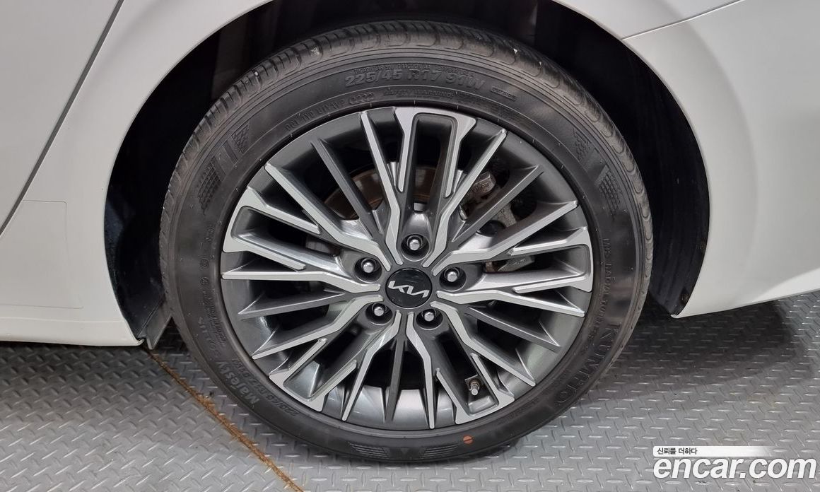 Kia K3 1.6