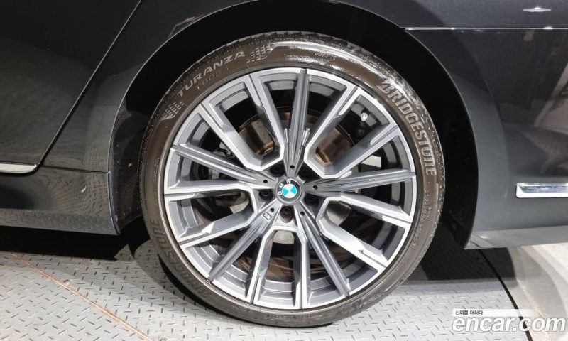 BMW 7-Series 730D xDrive M Sport