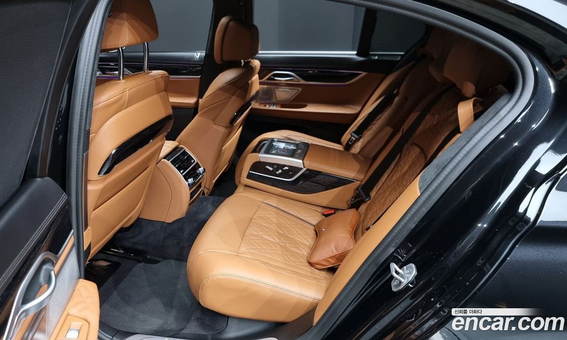BMW 7-Series 730D xDrive M Sport