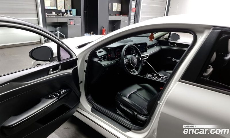 Kia K5 2.0