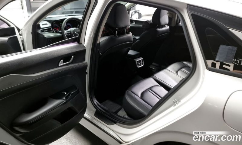 Kia K5 2.0