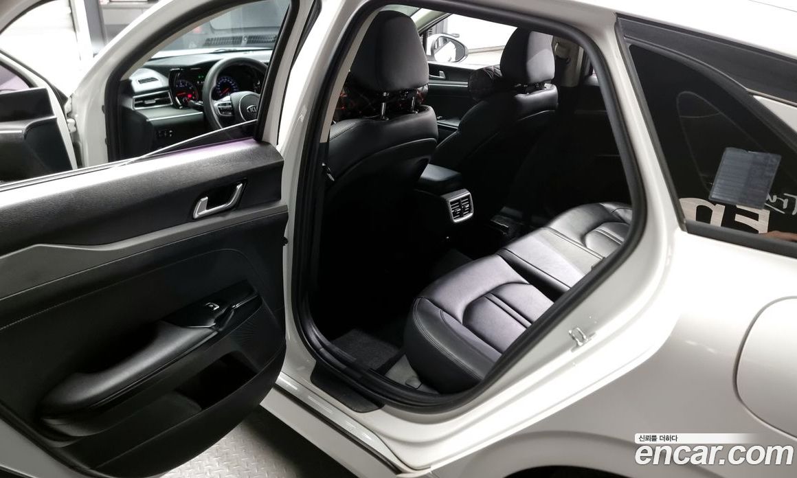 Kia K5 2.0