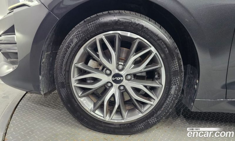 Kia K5 2.0