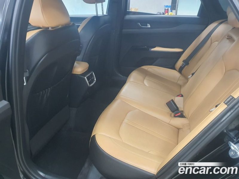 Kia K5 2.0