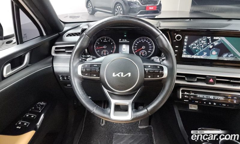 Kia K5 2.0