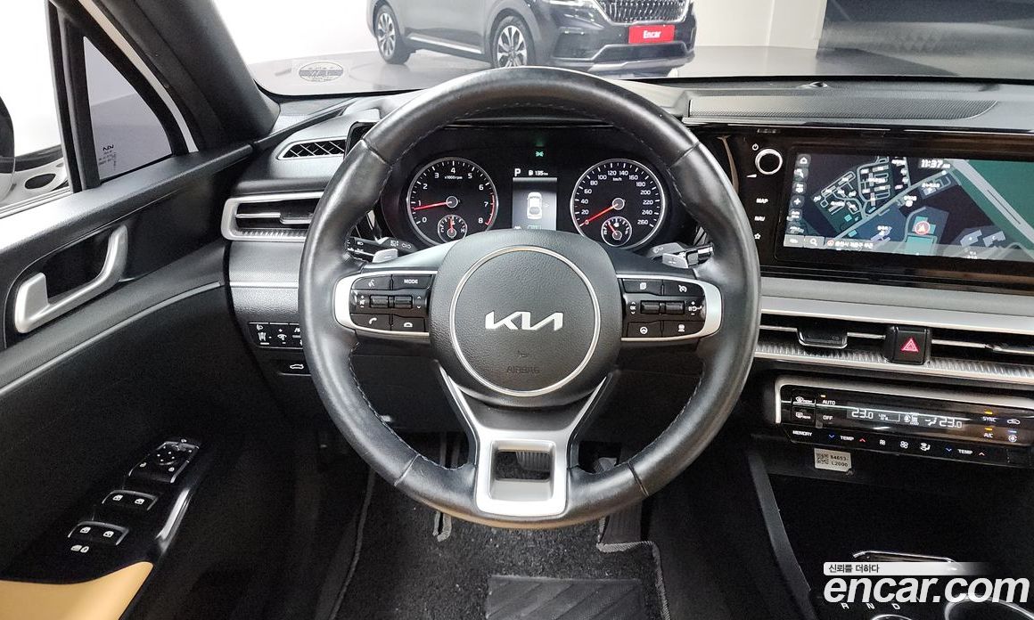 Kia K5 2.0