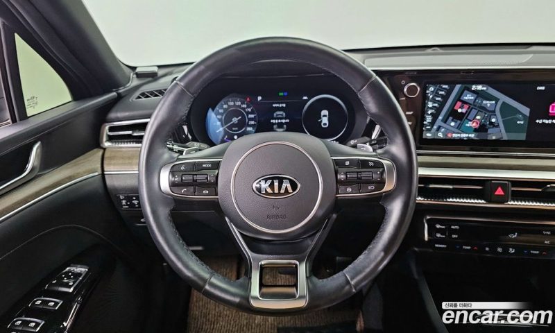 Kia K5 2.0