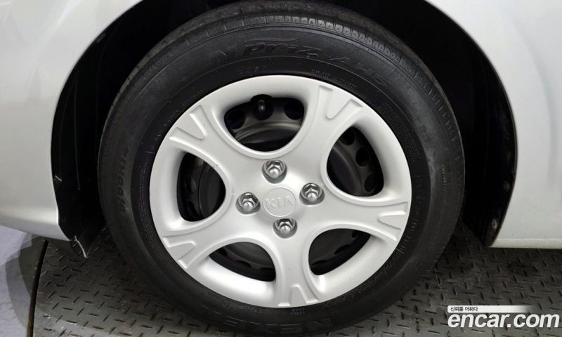 Kia Morning Standard
