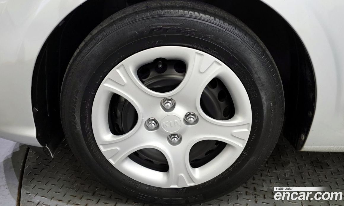 Kia Morning Standard