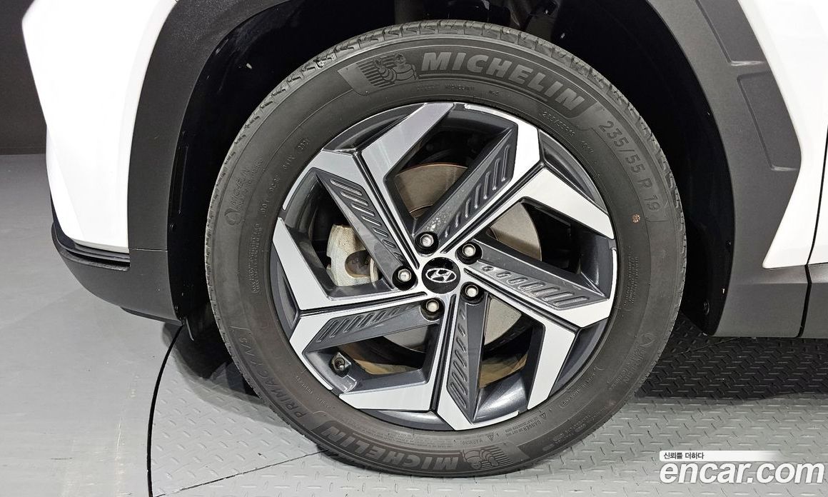 Hyundai Tucson Gasoline 1.6 Turbo 2WD
