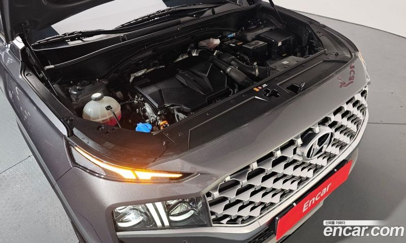Hyundai Santa Fe Gasoline 2.5T 2WD