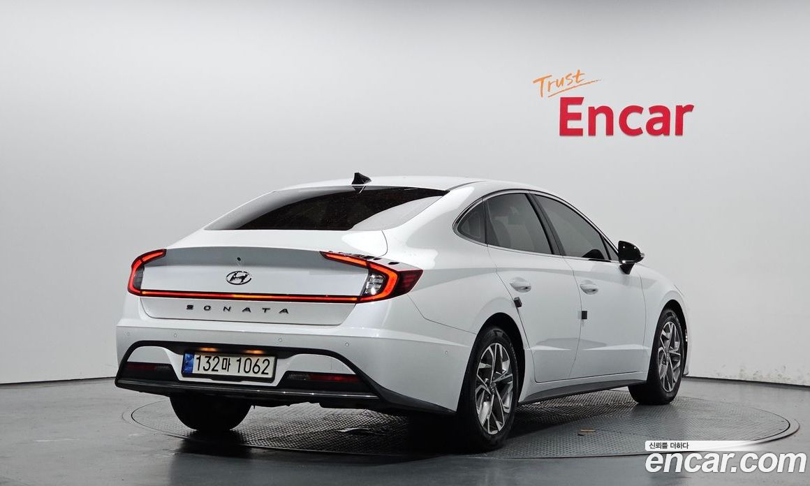 Hyundai Sonata 2.0