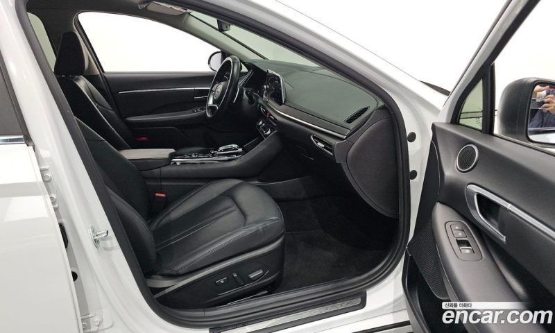 Hyundai Sonata 2.0