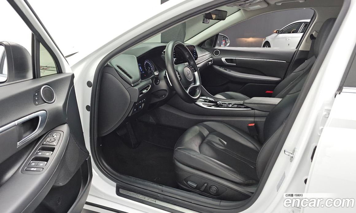 Hyundai Sonata 2.0