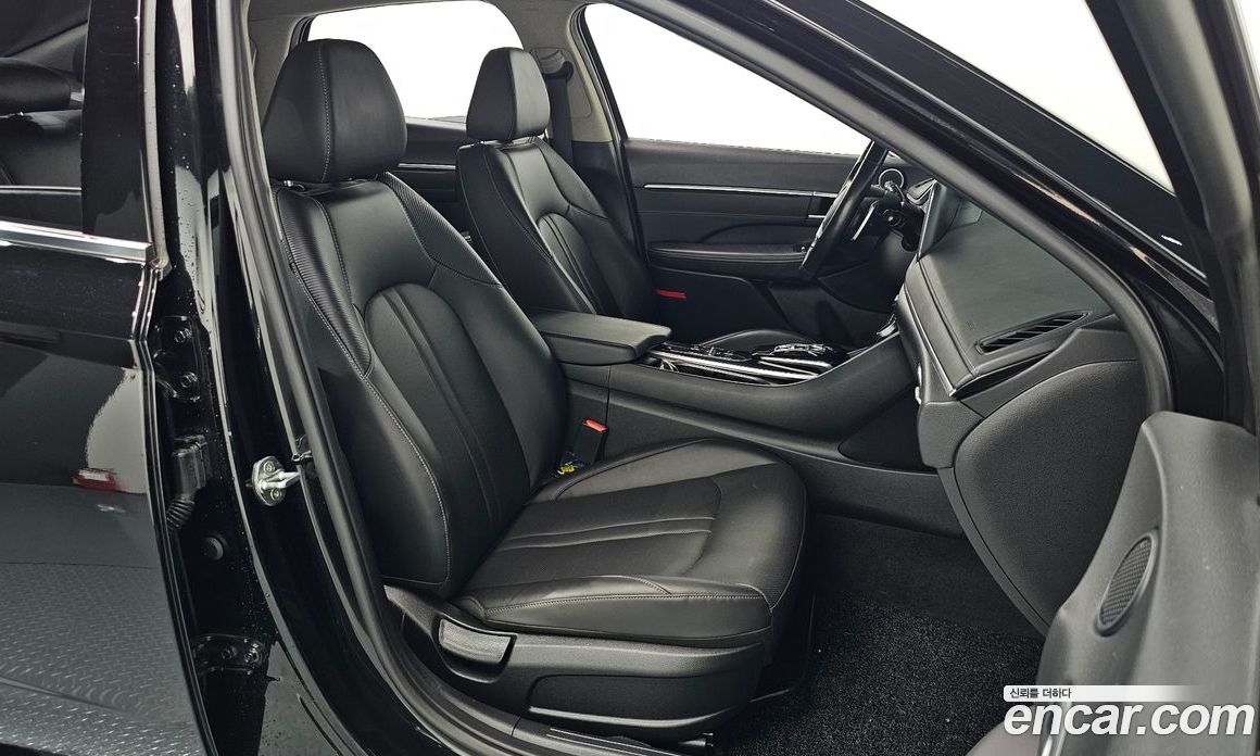 Hyundai Sonata 2.0