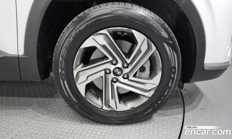 Hyundai Santa Fe Gasoline 2.5T 2WD