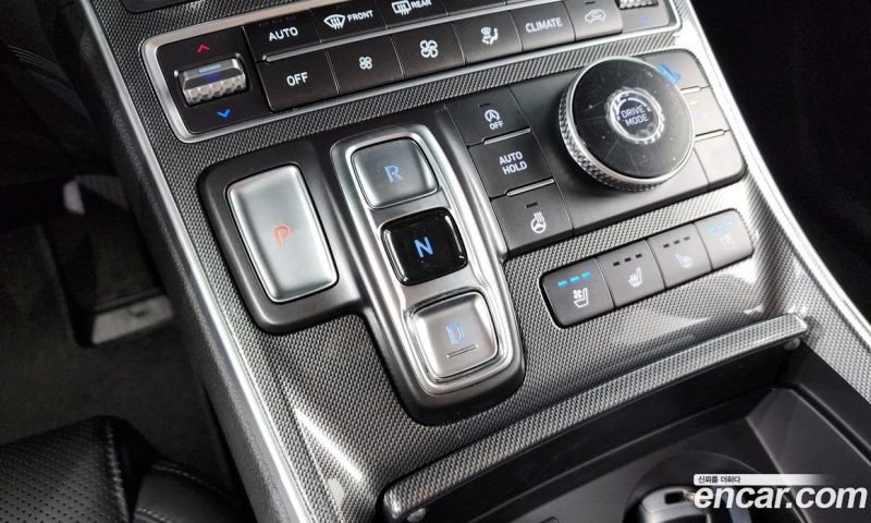 Hyundai Santa Fe Gasoline 2.5T 2WD