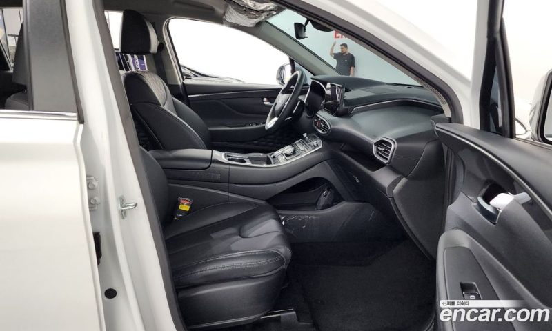 Hyundai Santa Fe Gasoline 2.5T 2WD