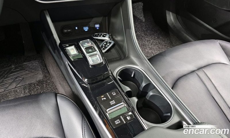 Hyundai Sonata 2.0
