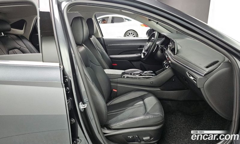 Hyundai Sonata 2.0