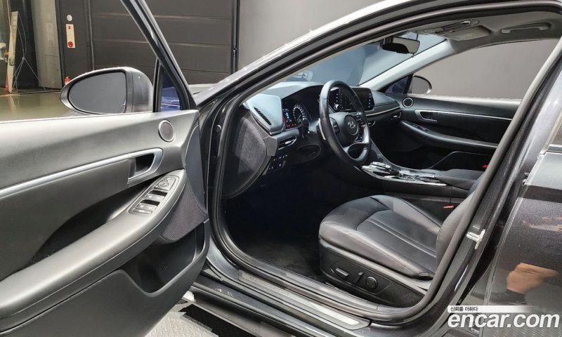 Hyundai Sonata 2.0