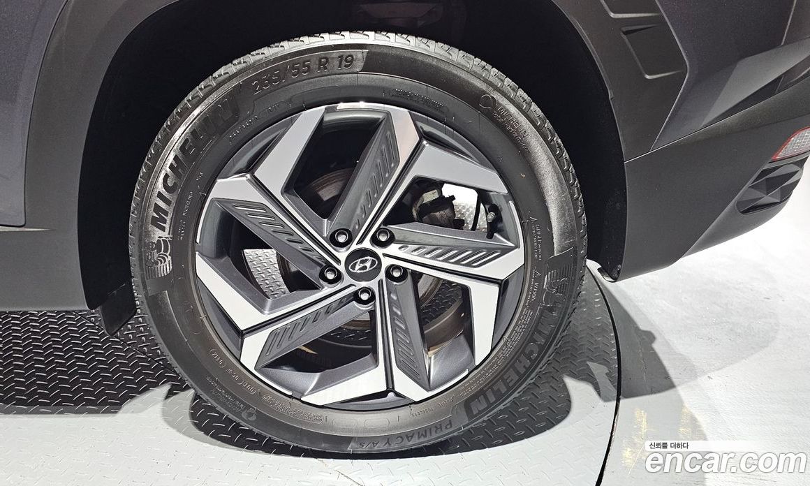 Hyundai Tucson Gasoline 1.6 Turbo 2WD