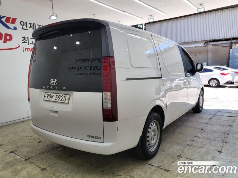 Hyundai Staria Cargo 3-Seater