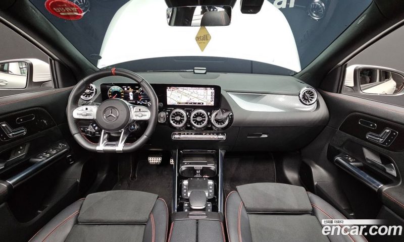 Mercedes Benz GLA-Class GLA45 AMG 4MATIC+