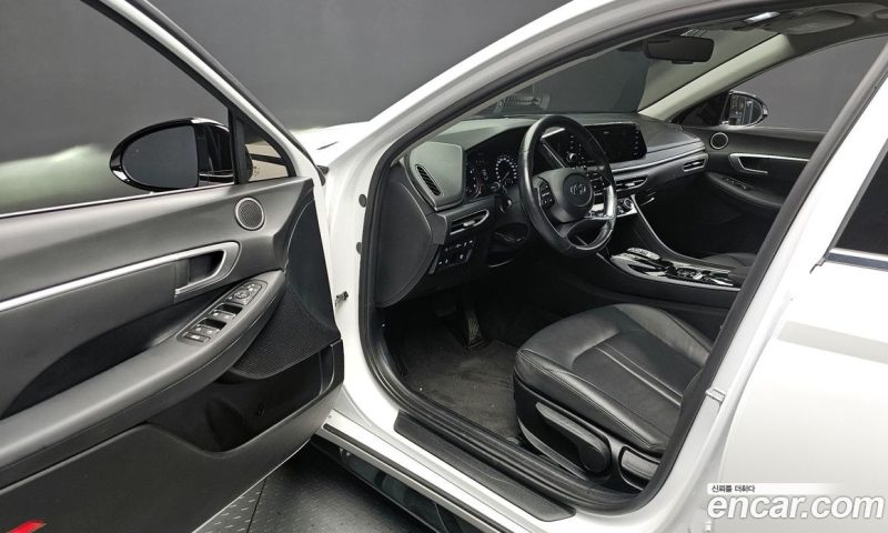 Hyundai Sonata 2.0