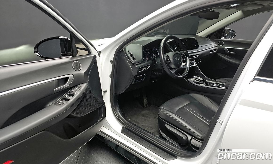 Hyundai Sonata 2.0