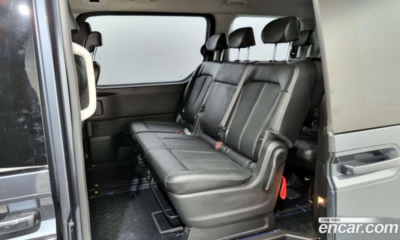 Hyundai Staria Tourer 9-Seater