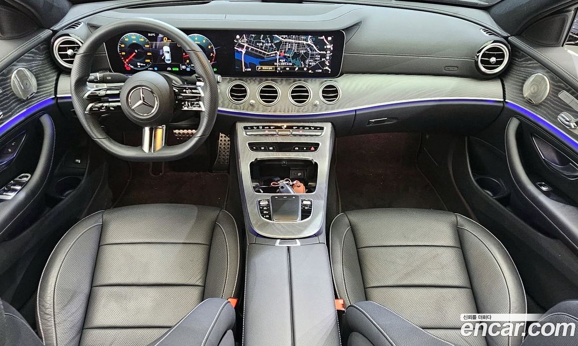 Mercedes Benz E-Class E350 4MATIC AMG Line