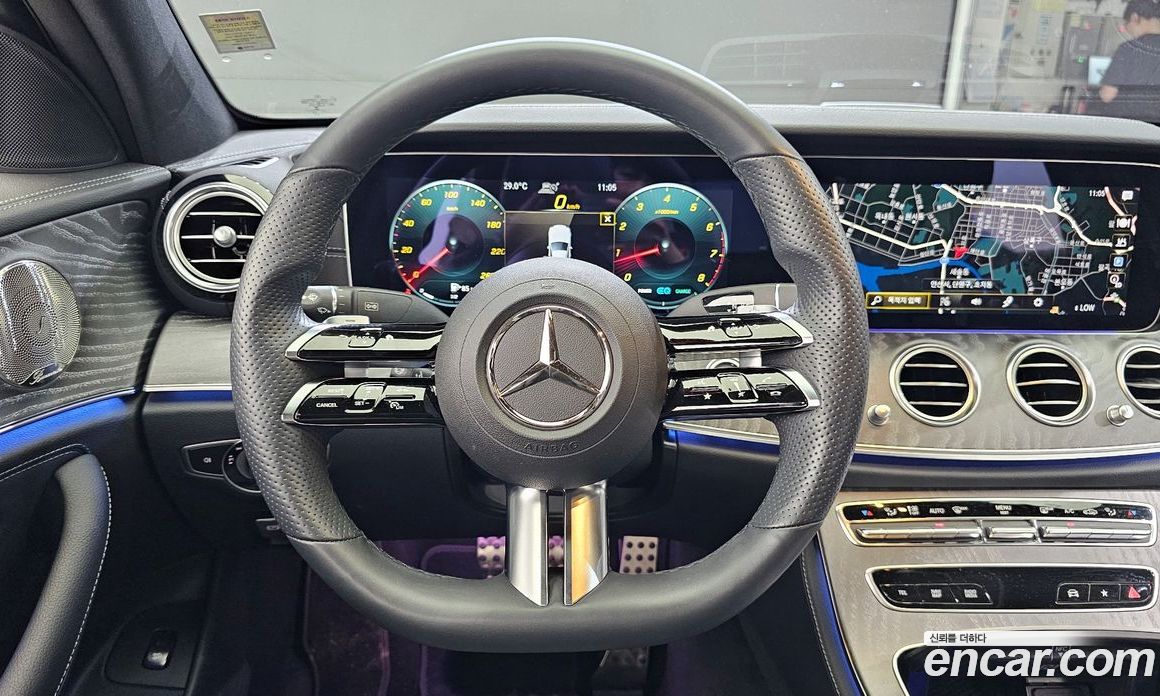 Mercedes Benz E-Class E350 4MATIC AMG Line