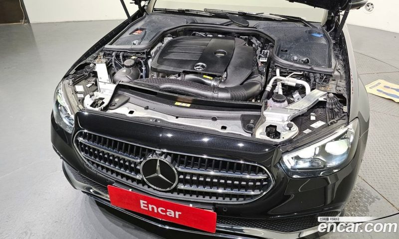 Mercedes Benz E-Class E350 4MATIC Avantgarde