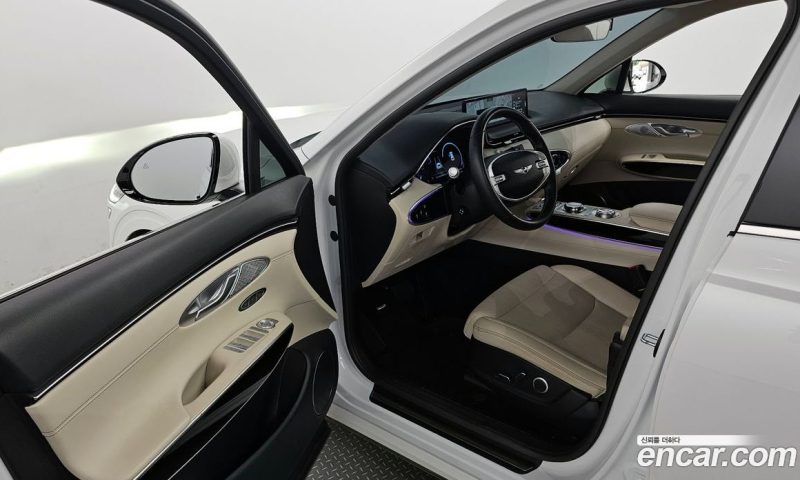 Genesis GV70 2.5T Gasoline 2WD