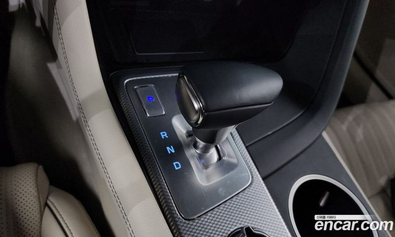 Genesis G70 Gasoline 2.0T 2WD